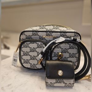 Michael Kors Crosbody